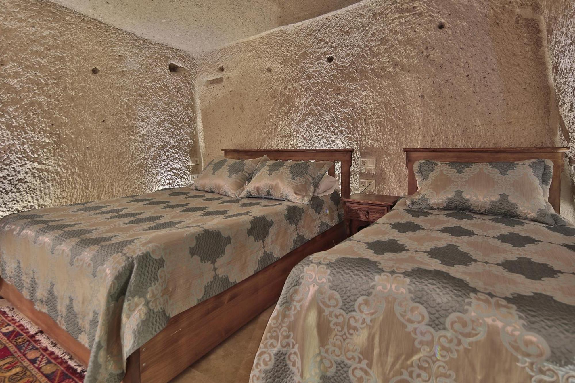 Shoestring Cave House Goreme Room photo